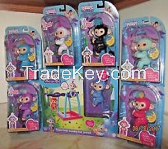 AVAILABLE IN NEW STOCK Fingerlings Baby Interactive Monkey BELLA PINK 40 Sounds