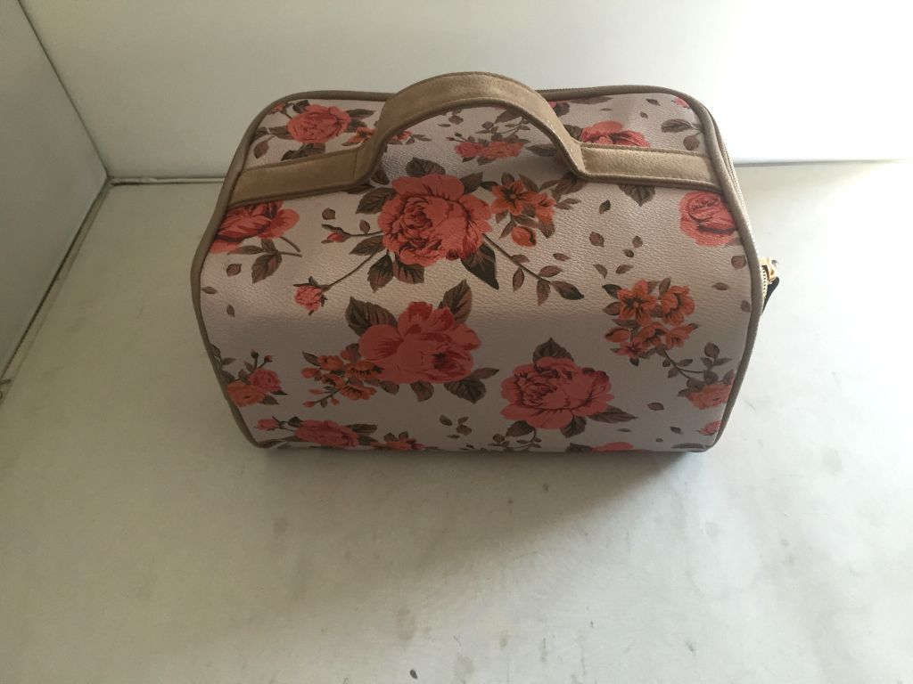 PVC cosmetic bag with vintage floral pattern