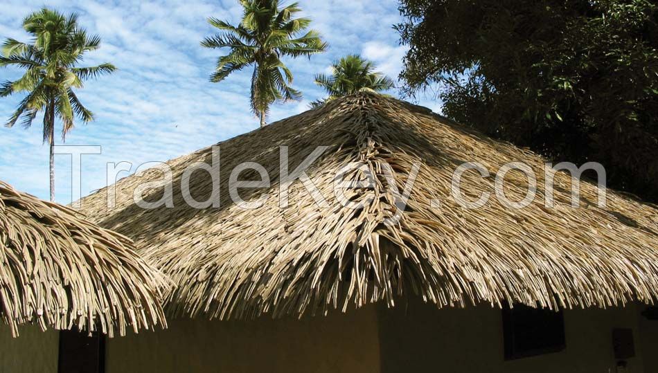 Fireproof Reed Thatch Artificial Thatch Roofing Synthetic Building Materials