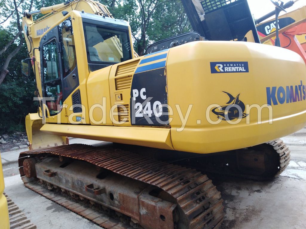 Used Komatsu PC240-8 Excavator