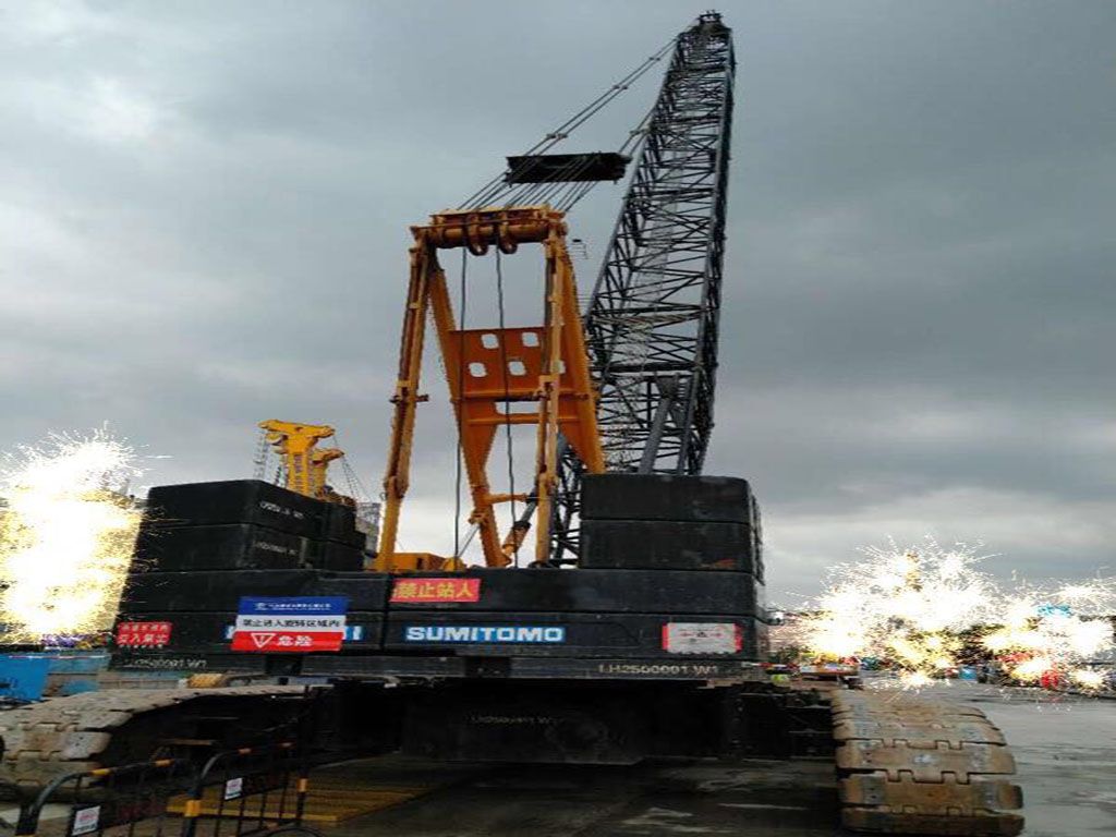 Used Hitachi  250T Crawler Crane