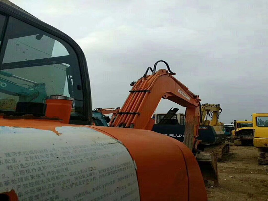 Doosan 60 Crawler Excavator