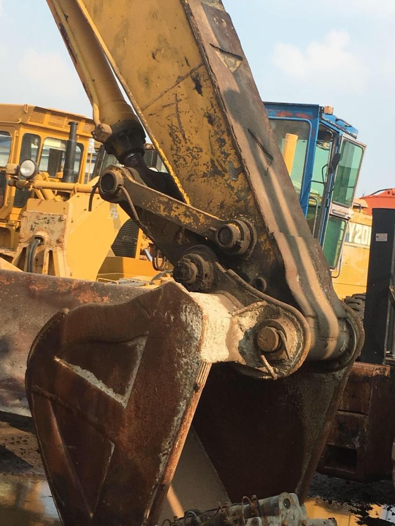 Used kobelco SK200 Excavator