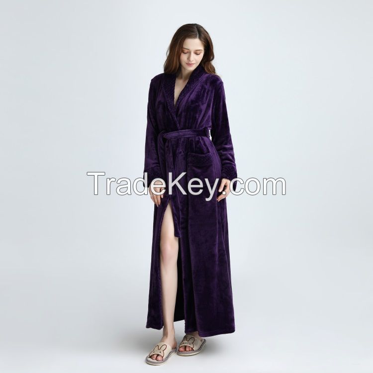 Chinese supplier high quality  flannel fleece/coral fleece bathrobe