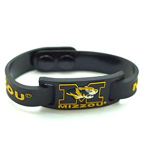 Custom soft silicone sports wrist for club school travel promotional gifts