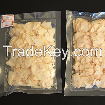 Garlic Flakes / Garlic Granules