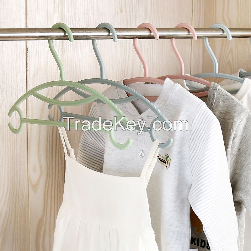 Manufactuer Plastic hangers or racks