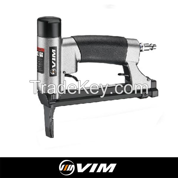 7116SLN 22 Gauge Rear Exhaust Upholstery Stapler with Long Nose, Single Firing