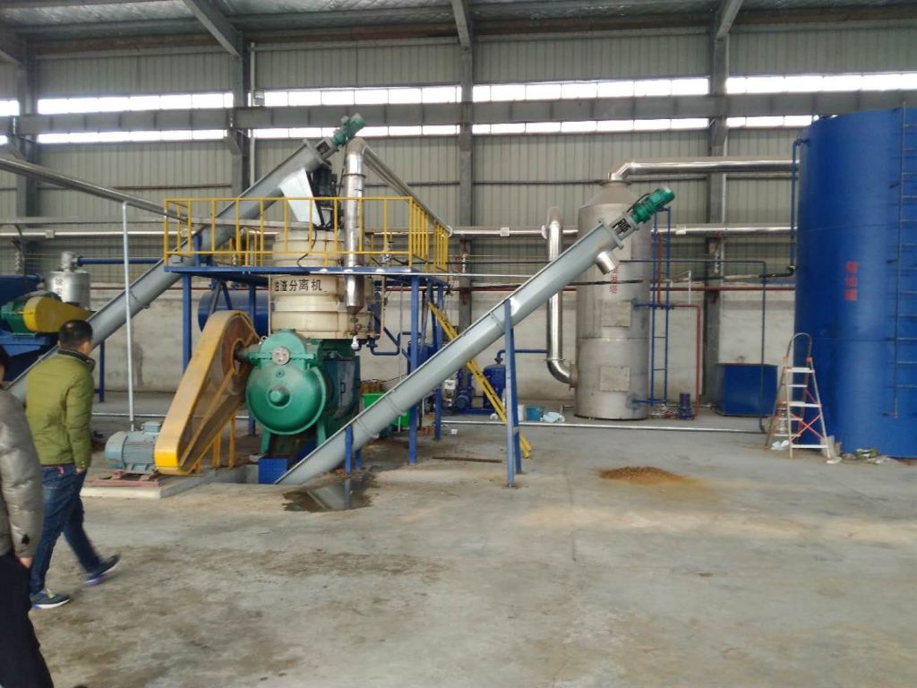 Equipment for recycling animal wastes, kithens wastes, used kaolin to produce animal oil, biodiesel ect