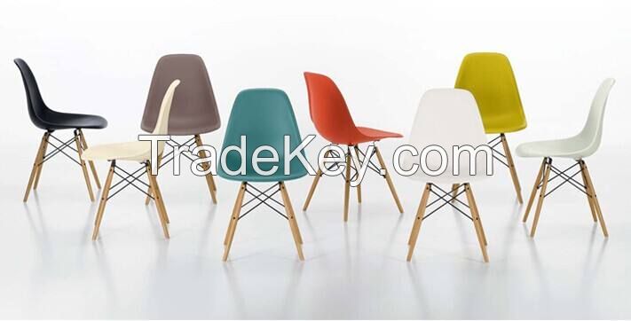 Plastic chair Eames