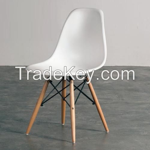 eames chairs