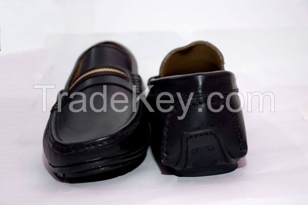 leather loafers 