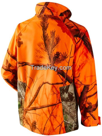 Camouflaged waterproof shooting hunting jacket