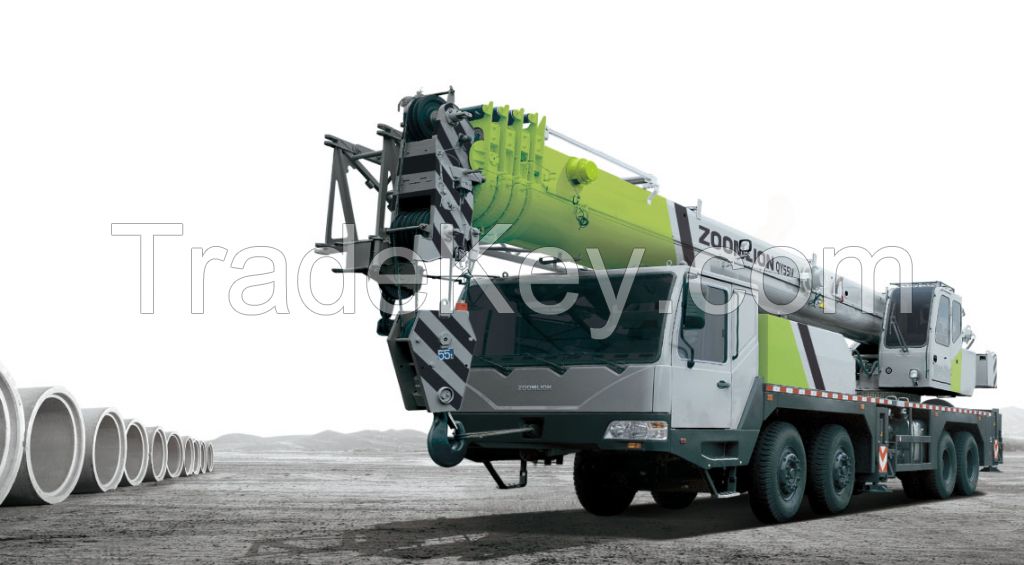 Truck-mounted crane