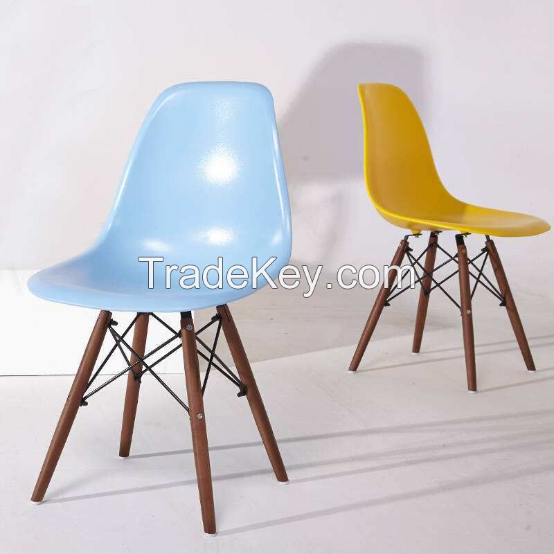 eames chair