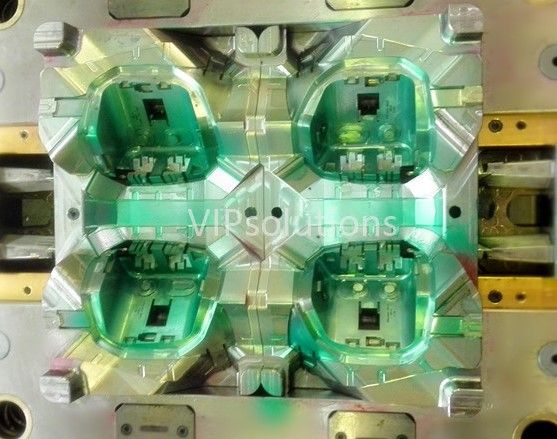 Plastic injection mold 
