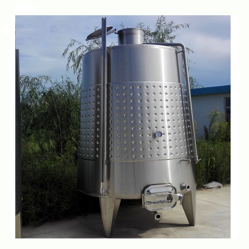 1000L of wine fermentation tank