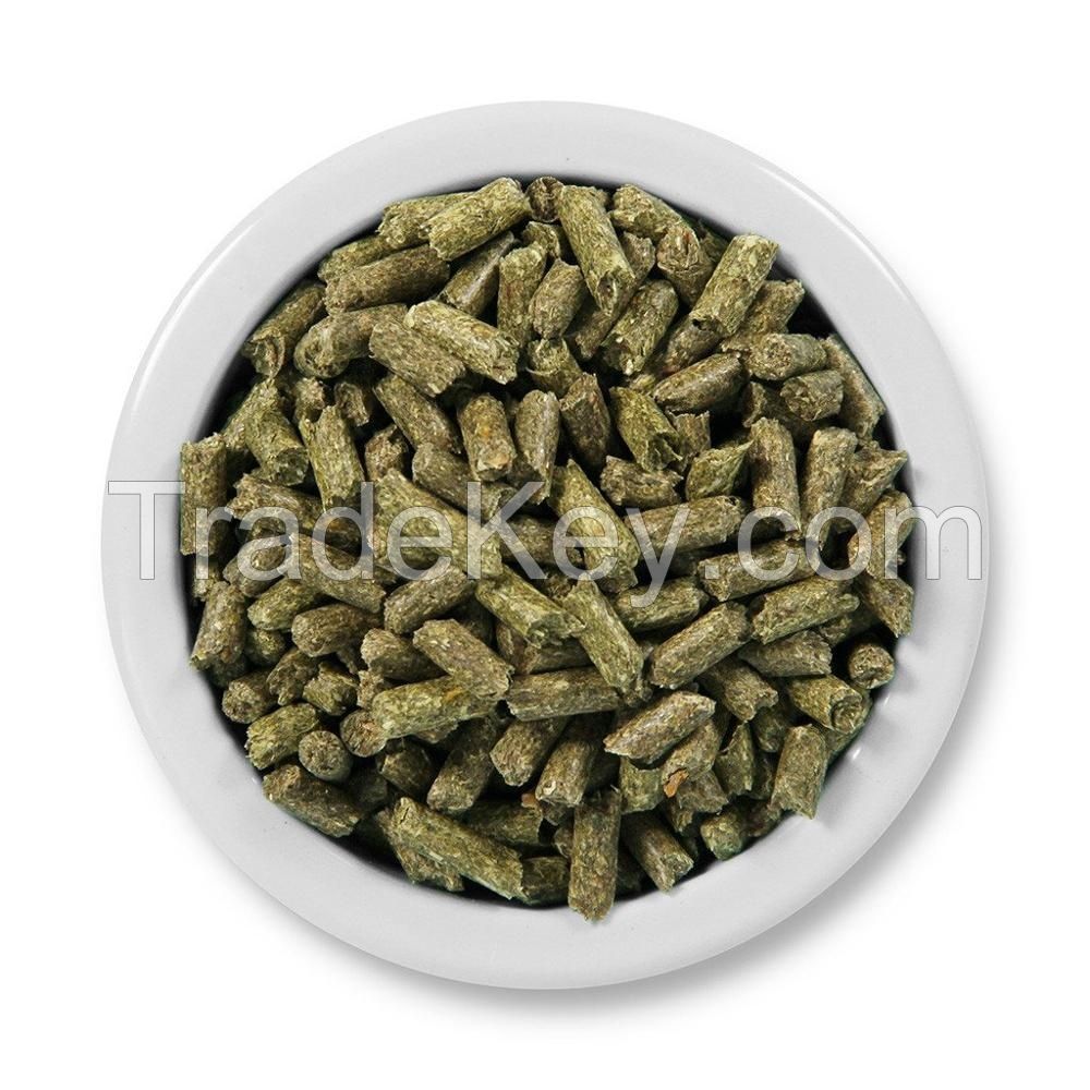  Alfalfa rabbit pellets 