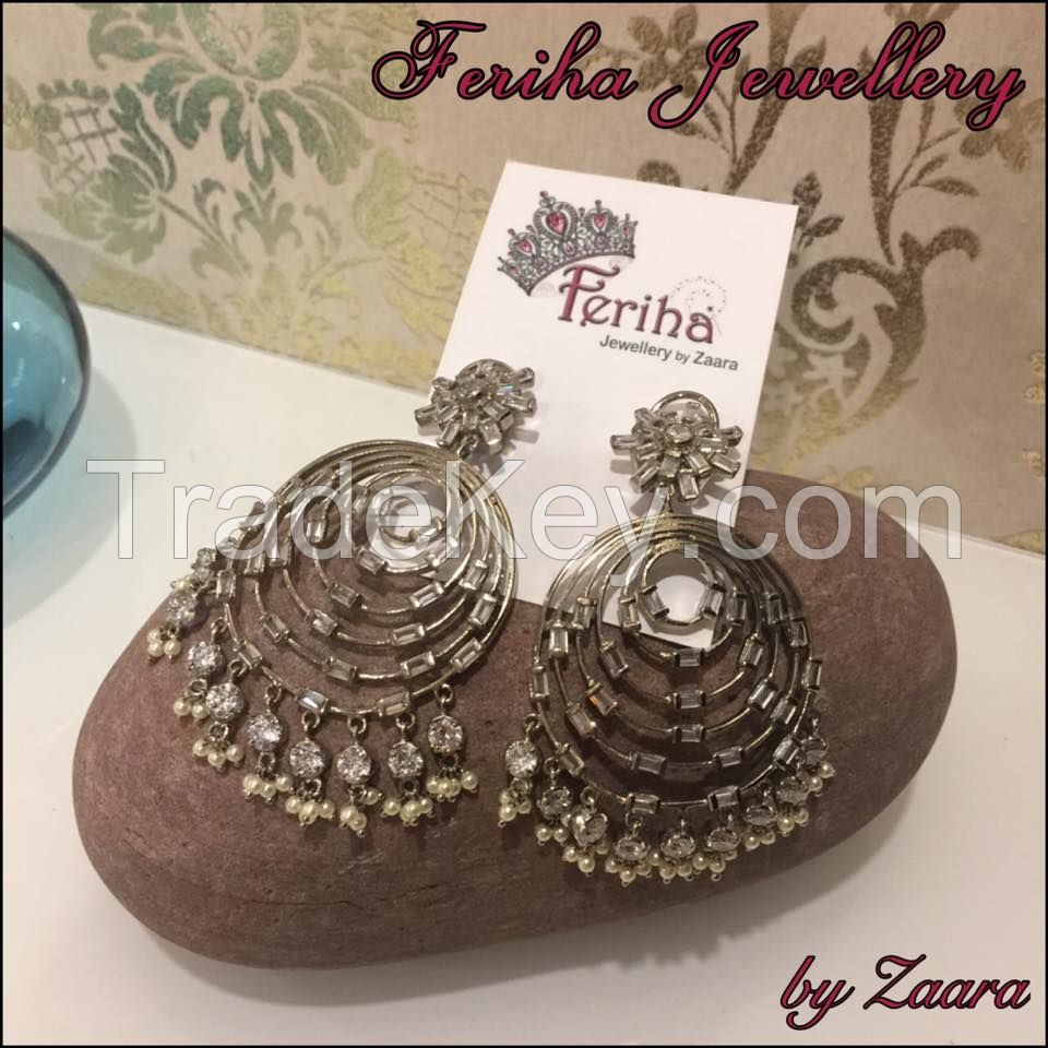 Jewellery, earrings, fashion jewellery