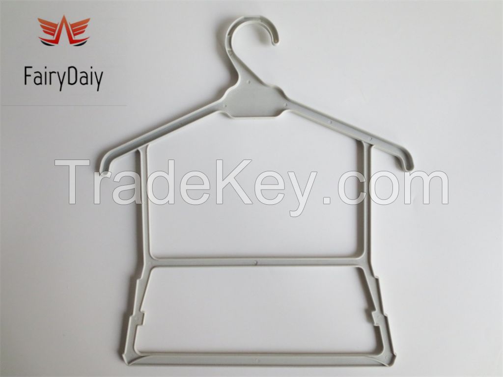 Plastic Vics Clothes Hanger 484