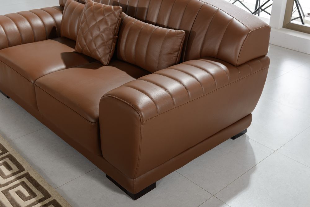 American Wooden Leg Genuine Leather Vintage Sofa