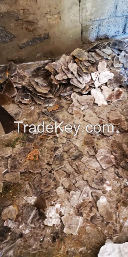 Muscovite Mica Flakes -Sheets