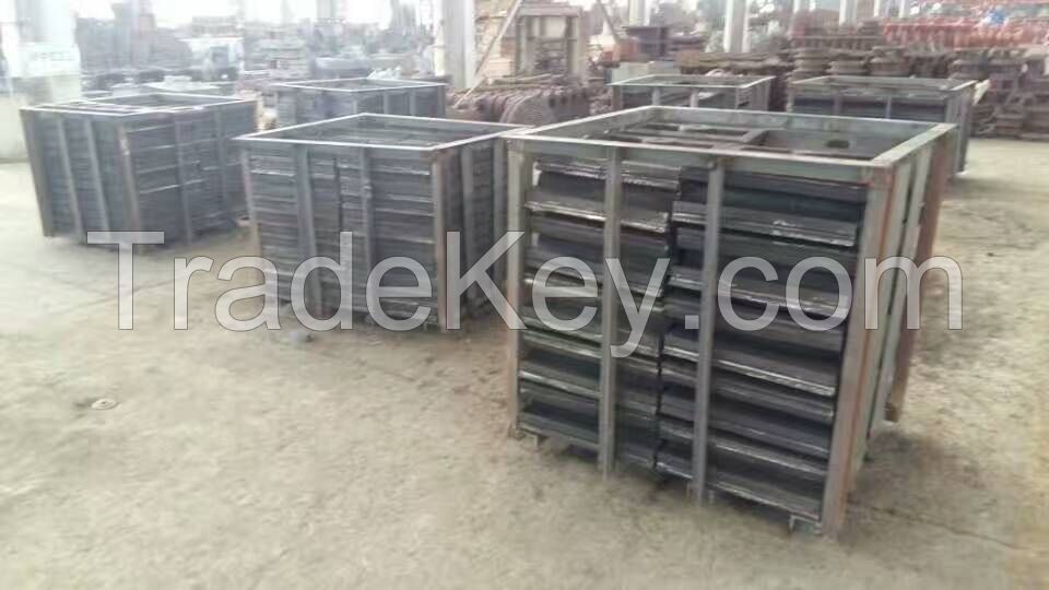 Alloy steel liners
