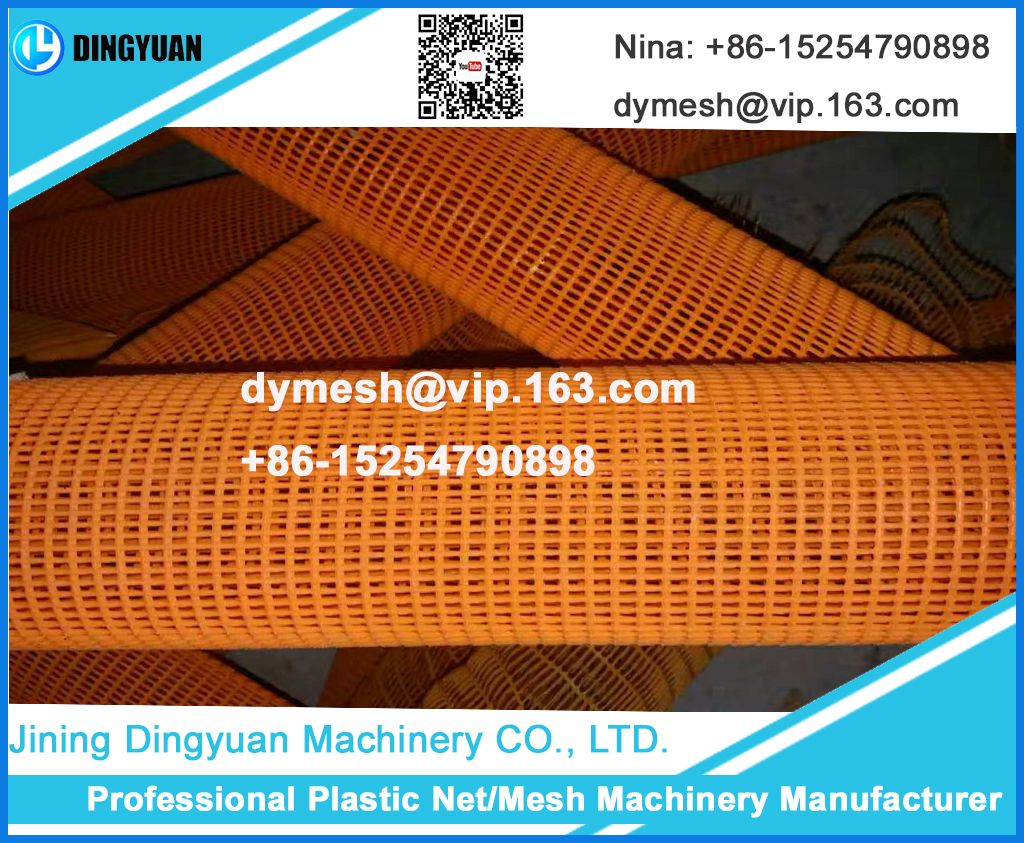 Plastic net pipe machine