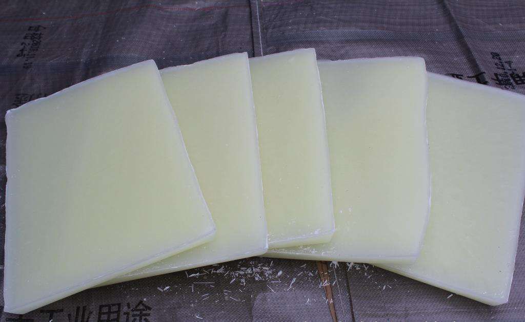  kunlun fully refined paraffin wax/semi refined  cas no. 8002-74-2 / 52-54,54-56,56-58,58-60,64-66