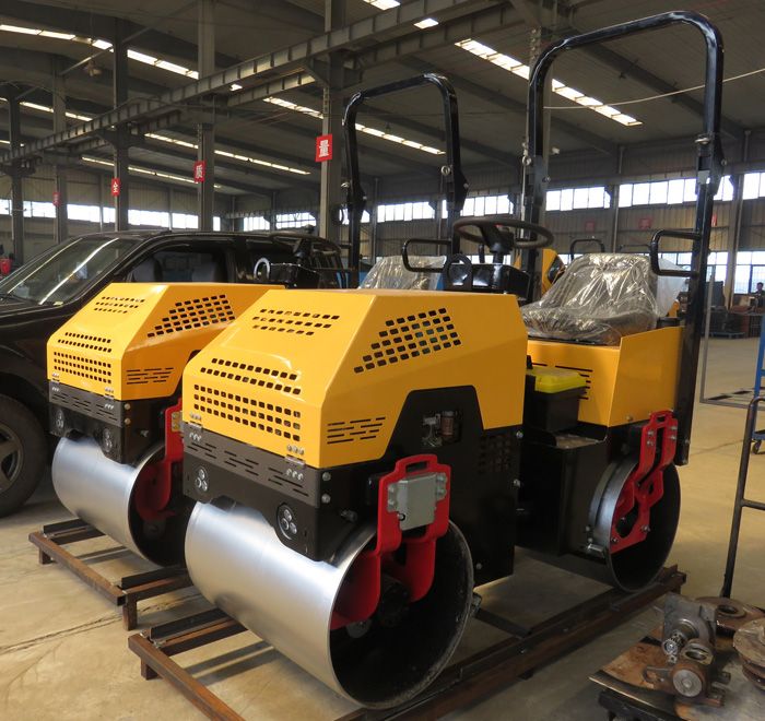 Hot Sale Small Road Roller (FYL-880)