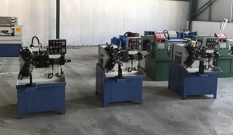 three shaft thread rolling machine