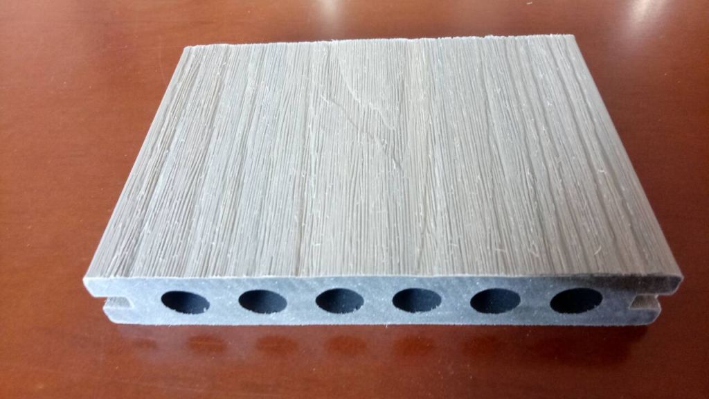 Surface shielded wood plastic composite decking cheap deck tiles wpc board for garden decoration