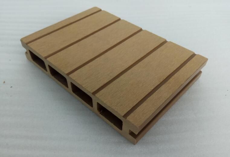 Hollow Core Composite Traditional Decking Boards 150*25