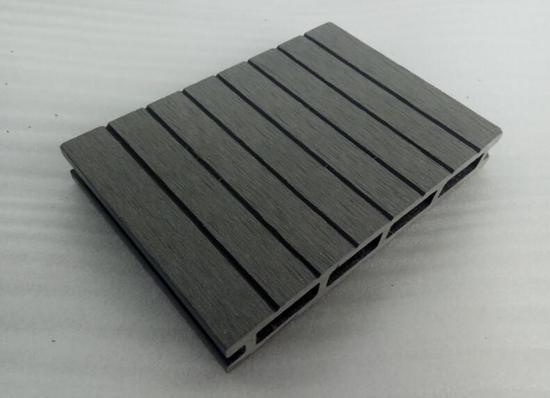 Hollow Core Composite Traditional Decking Boards 146*21