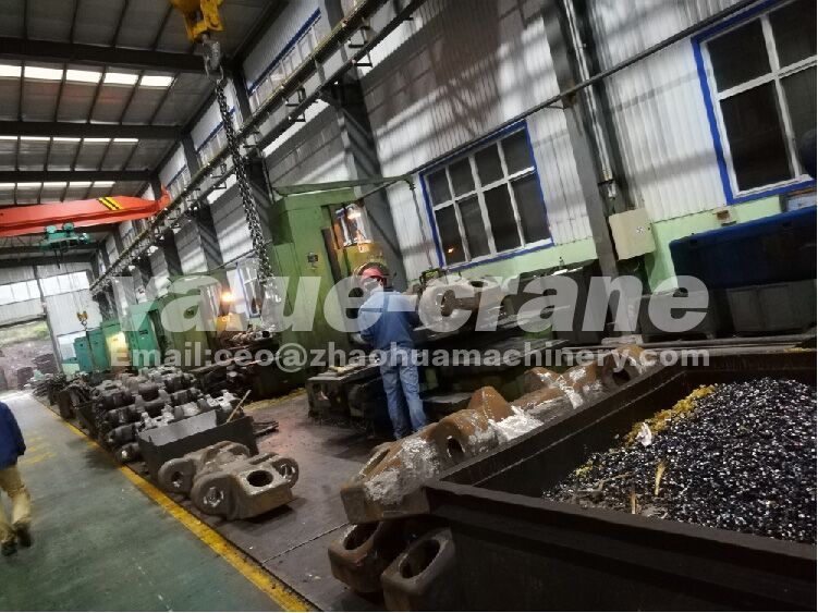 CC 2400-1 track shoe track pad crawler crane of crawer crane parts quality and manufacturing products