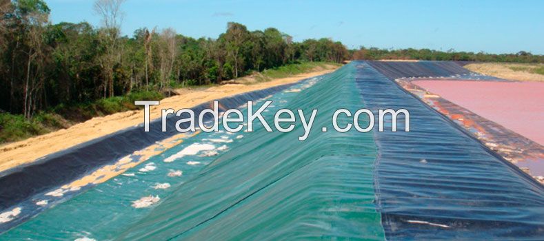 COLORED GEOMEMBRANE