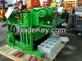 Concrete hllow brick machine of mobile