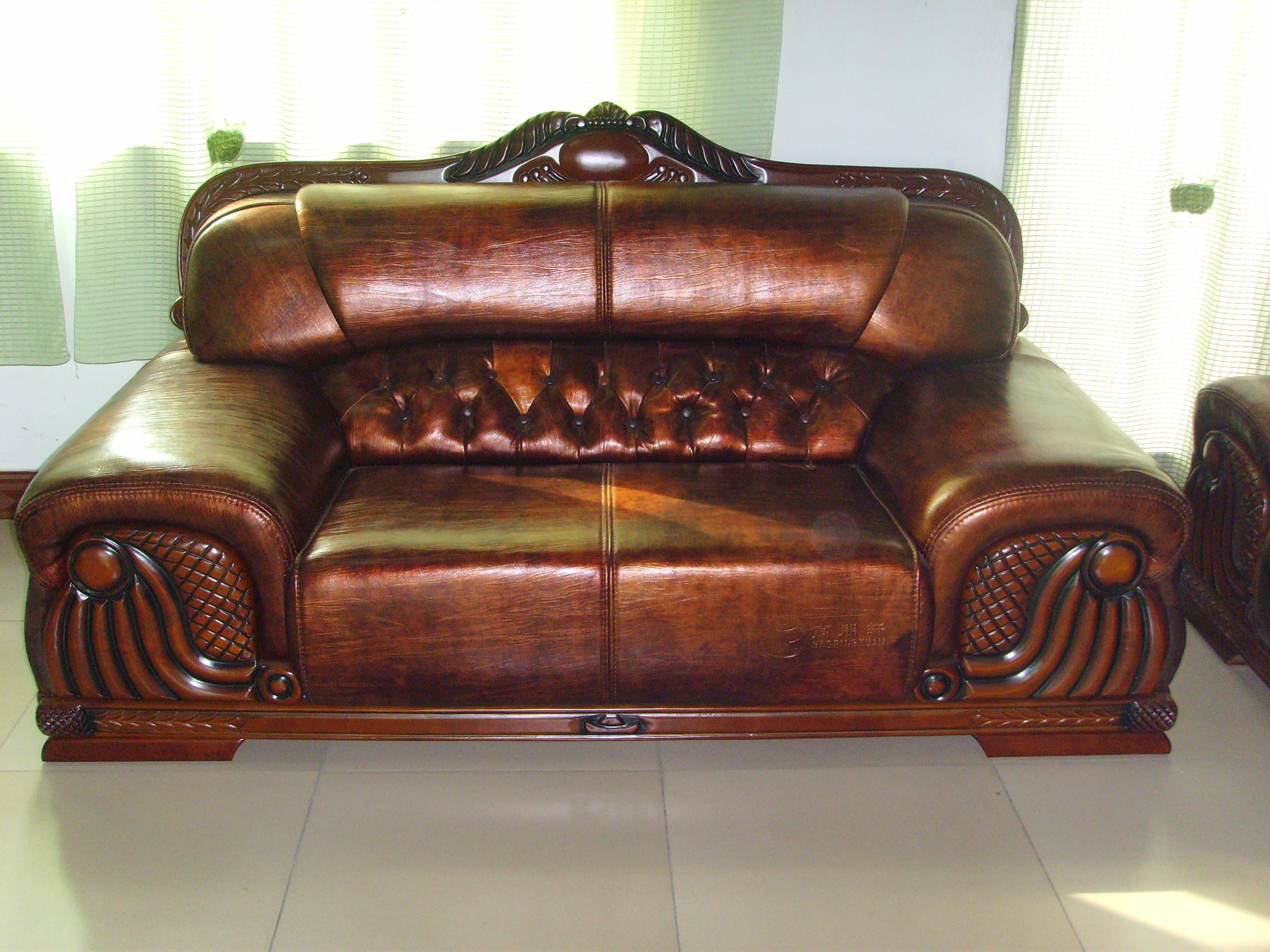 leater sofa 2