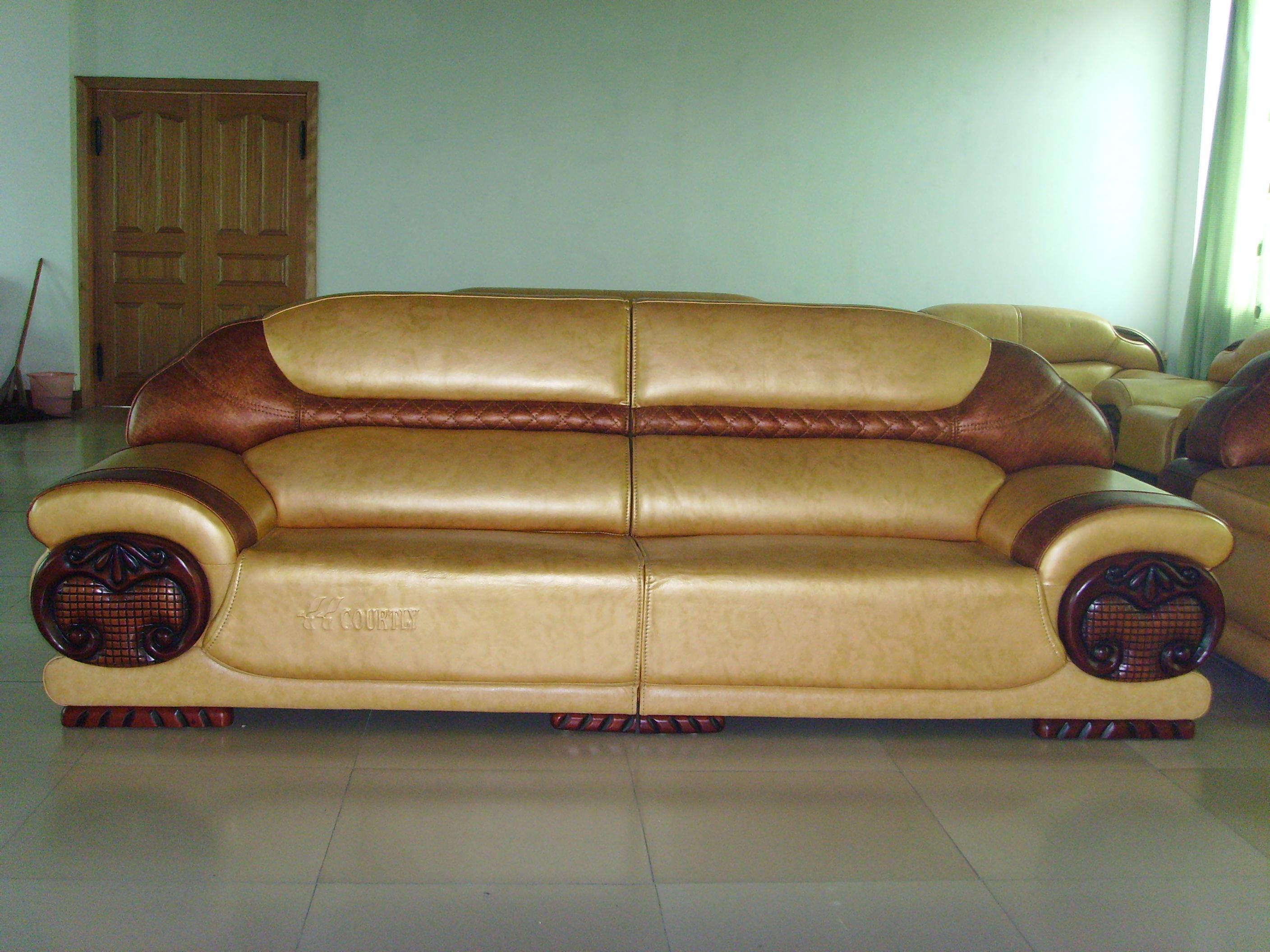 leater sofa 3