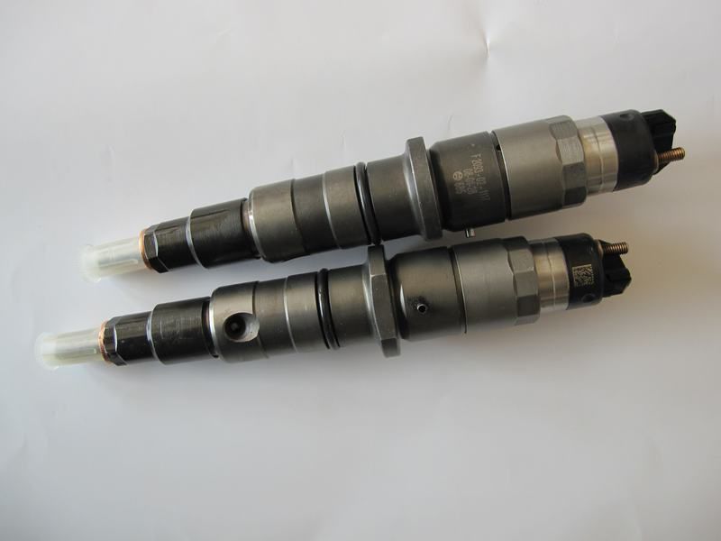 High Quality ISLE Diesel Engine Parts Fuel Injector C4940640