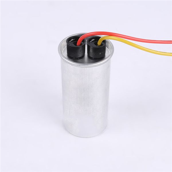 High temperature lamp capacitor