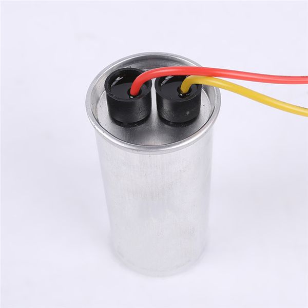 High temperature lamp capacitor