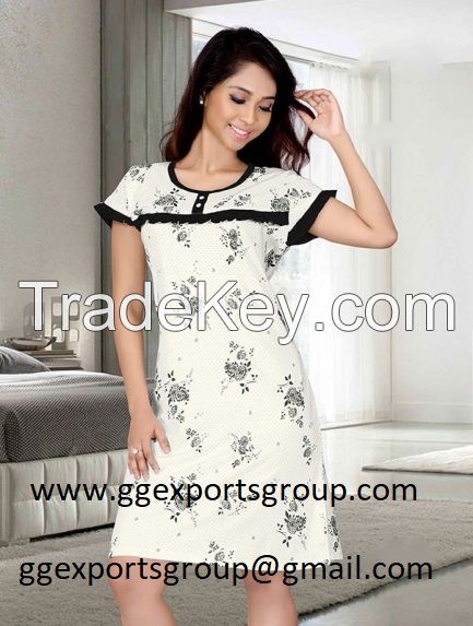 Black And White Floral Print Night Dress