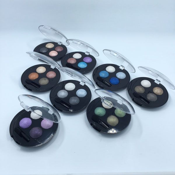 Matte and shimmer eyeshadow