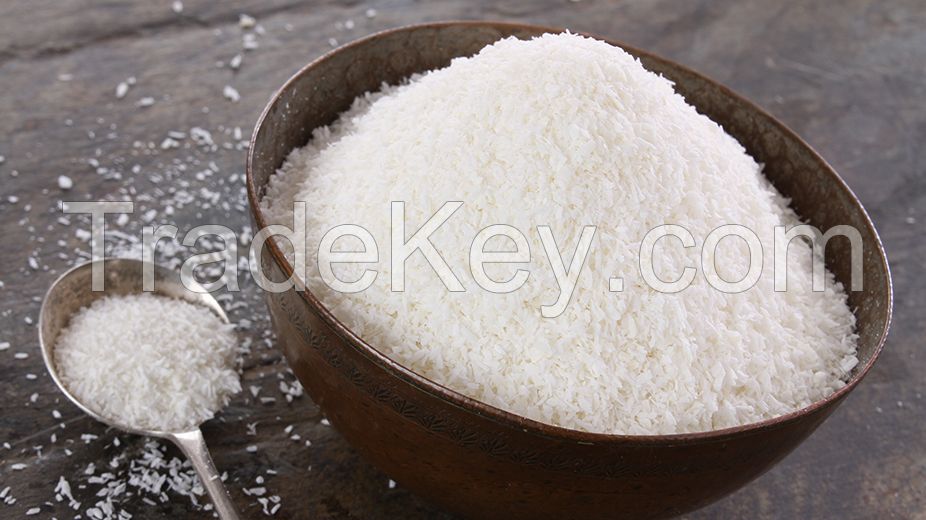 High fat fine /medium grade of desiccated coconut (Copra)/Whatsapp 0084973521036