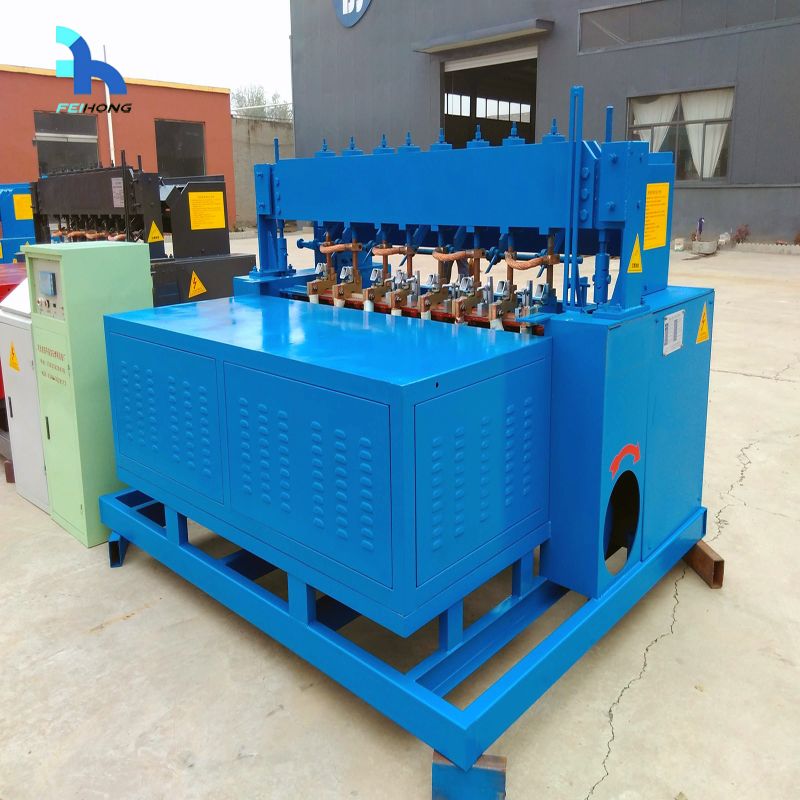 Welded wire mesh making machine made in chinese factory