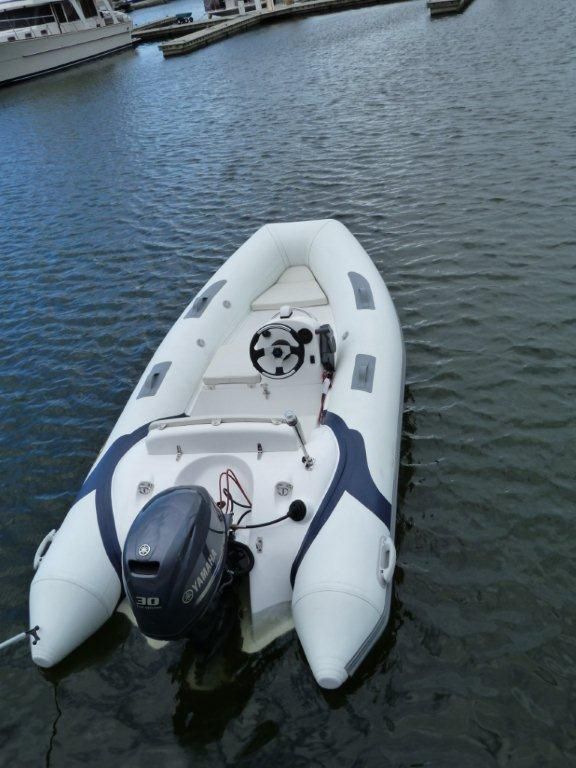 Liya 3.8m rib boat with console rigid dinghy