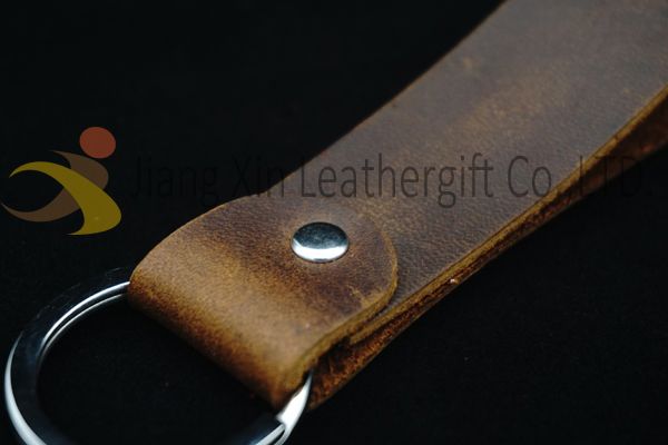 Custom Leather Strap Keychain DIY for Man