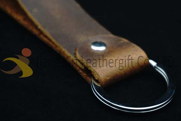 Custom Leather Strap Keychain DIY for Man