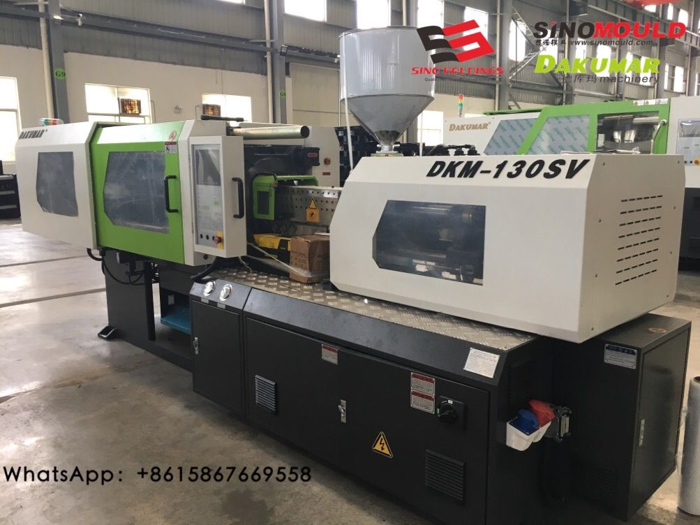 Dakumar injection molding machine